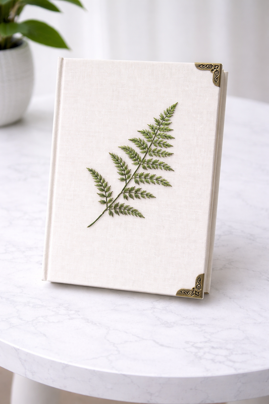 LUMORA| Fern of Stillness Journal